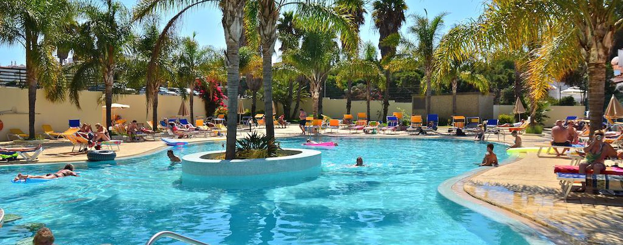 Swimming pool  Mirachoro Carvoeiro **** en Algarve
