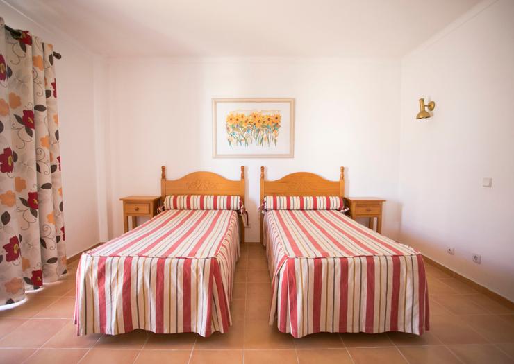 Family apartment Hotel Mirachoro Praia da Rocha ** Portimão Family apartment Hotel Mirachoro Praia da Rocha ** Portimão