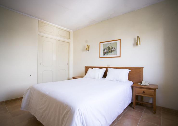 One bedroom apartments see or pool view Mirachoro Albufeira *** One bedroom apartments see or pool view Mirachoro Albufeira ***